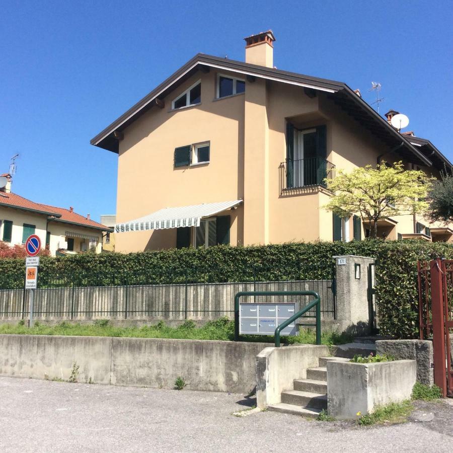 La Meridiana Sul Lago Abbadia Lariana Exteriér fotografie